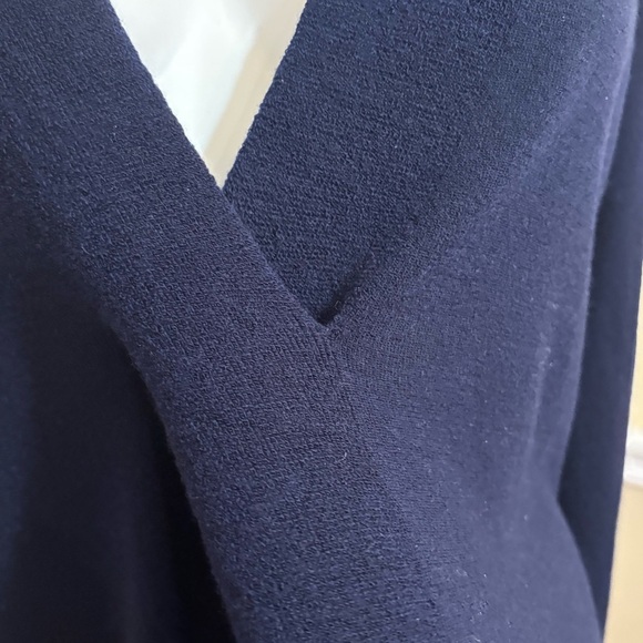 Eileen Fisher Wool Deep Blue Long Sleeve Sweater Sz.M - Picture 2 of 9